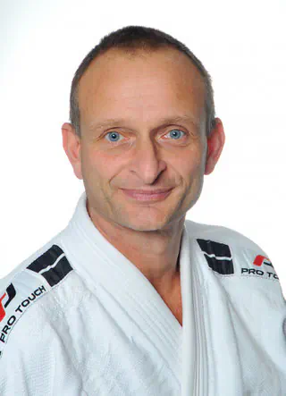 Mario Bruschke